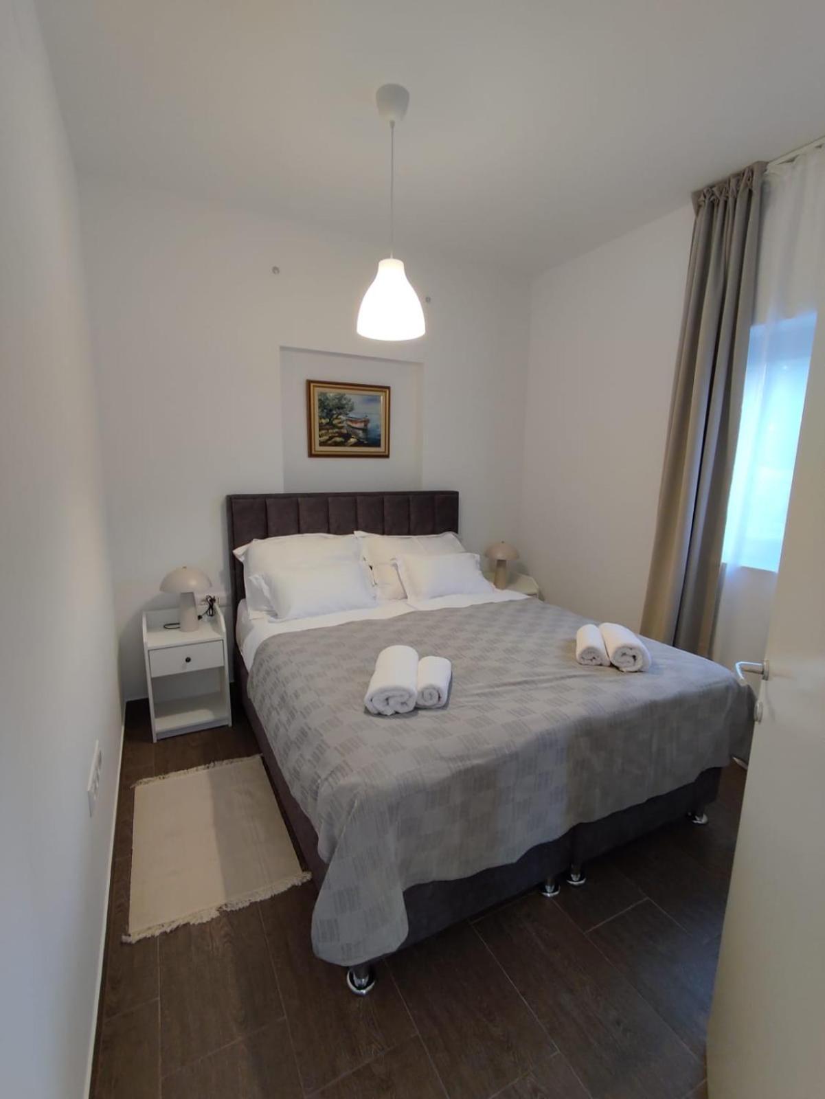 Residence Jonathan Biograd Na Moru Exterior foto